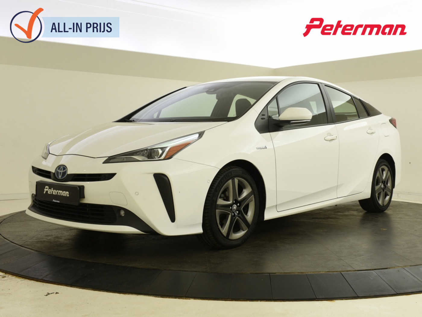 Toyota Toyota Prius 1.8 Comfort Plus | Head-up | JBL-audio | PDC | Blindspot 2019 - voorkant