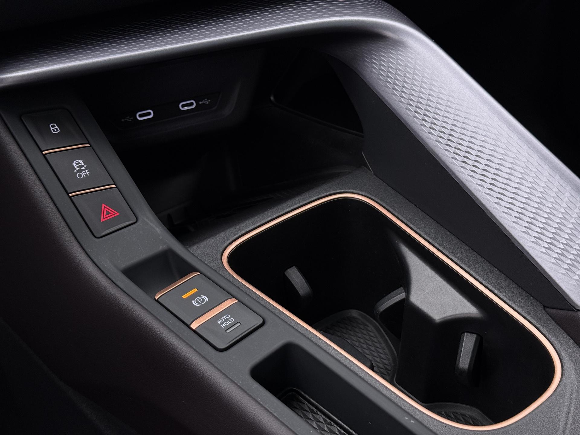 Foto van Cupra Terramar E-hybrid