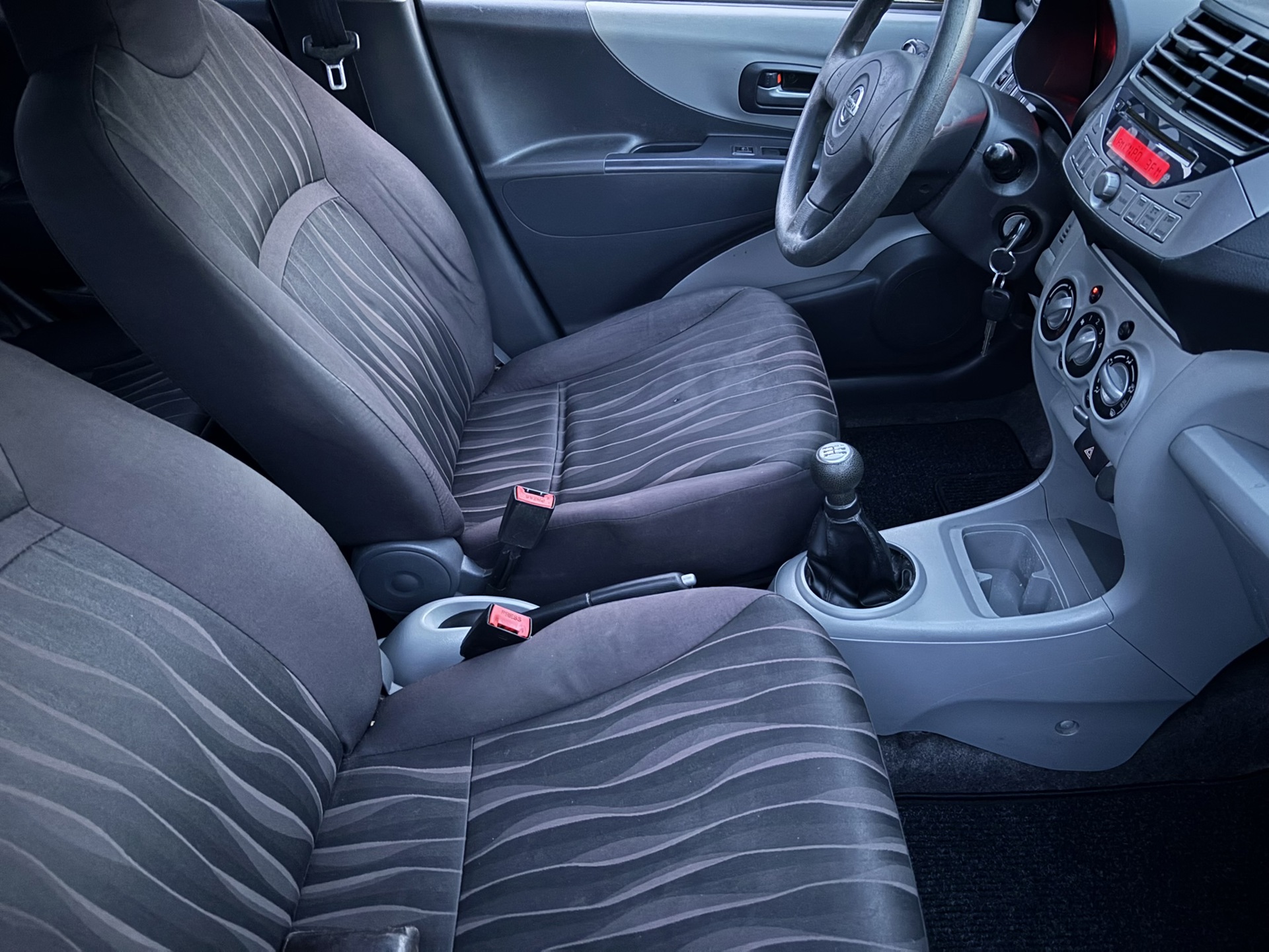 Foto van Nissan Pixo