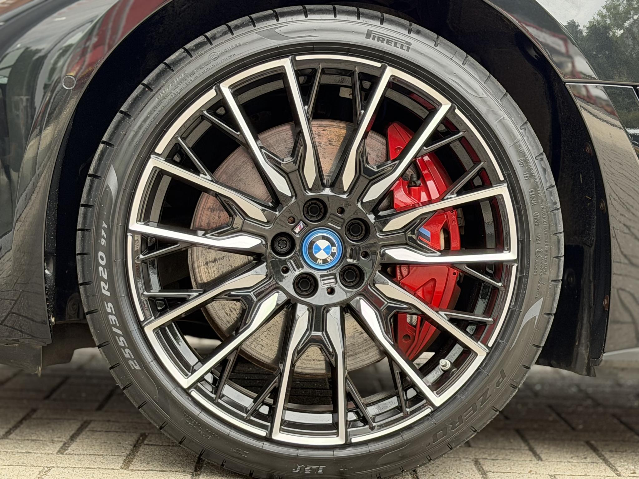 Foto van BMW I4 M50