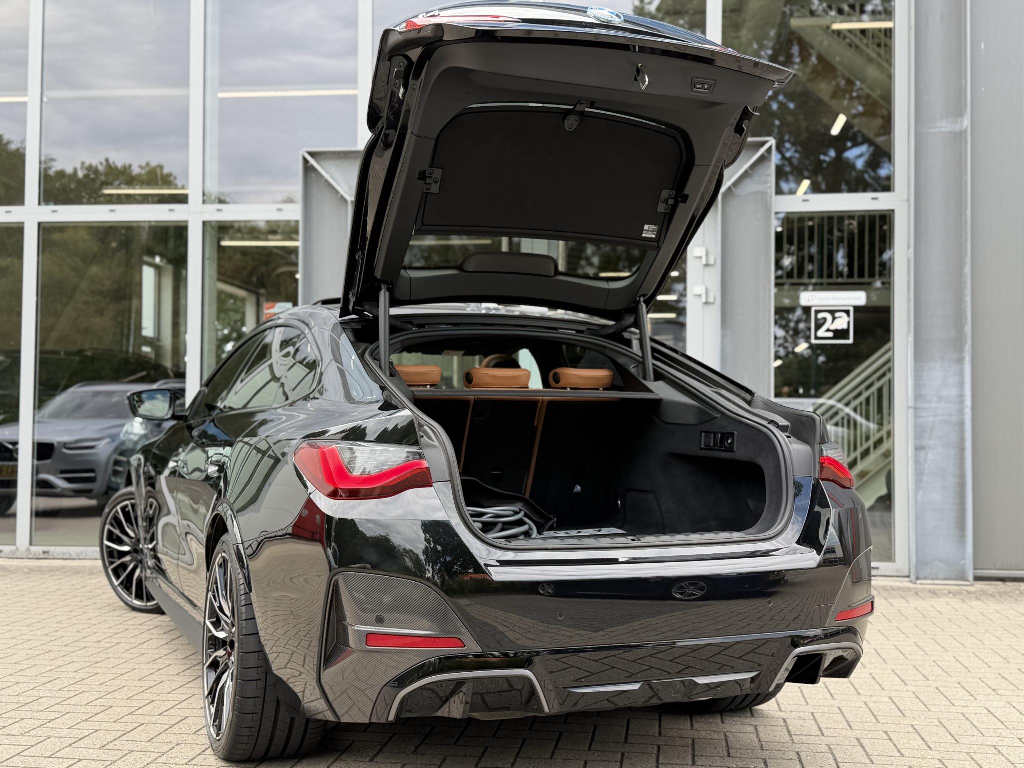 Foto van BMW I4 M50