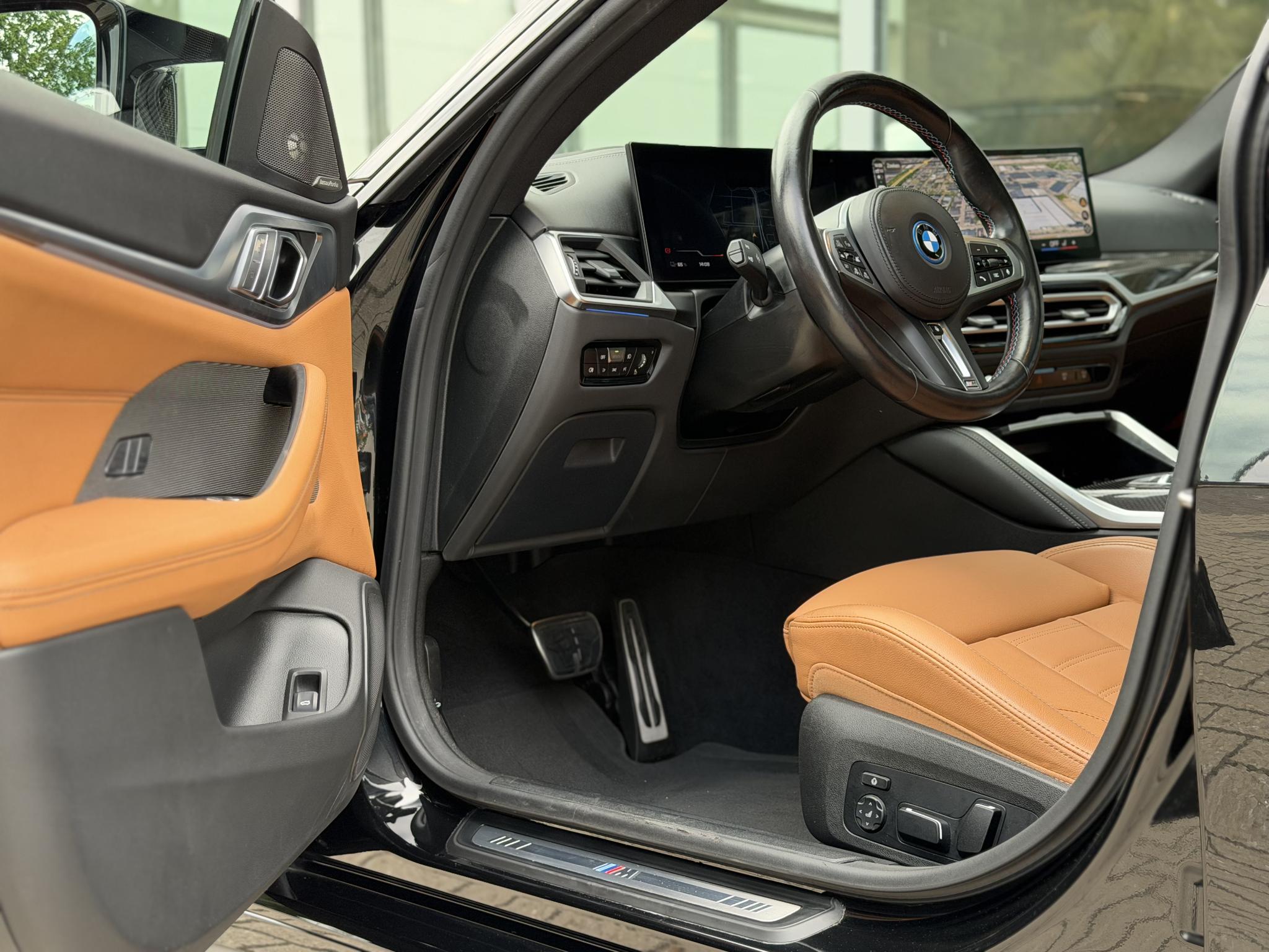 Foto van BMW I4 M50