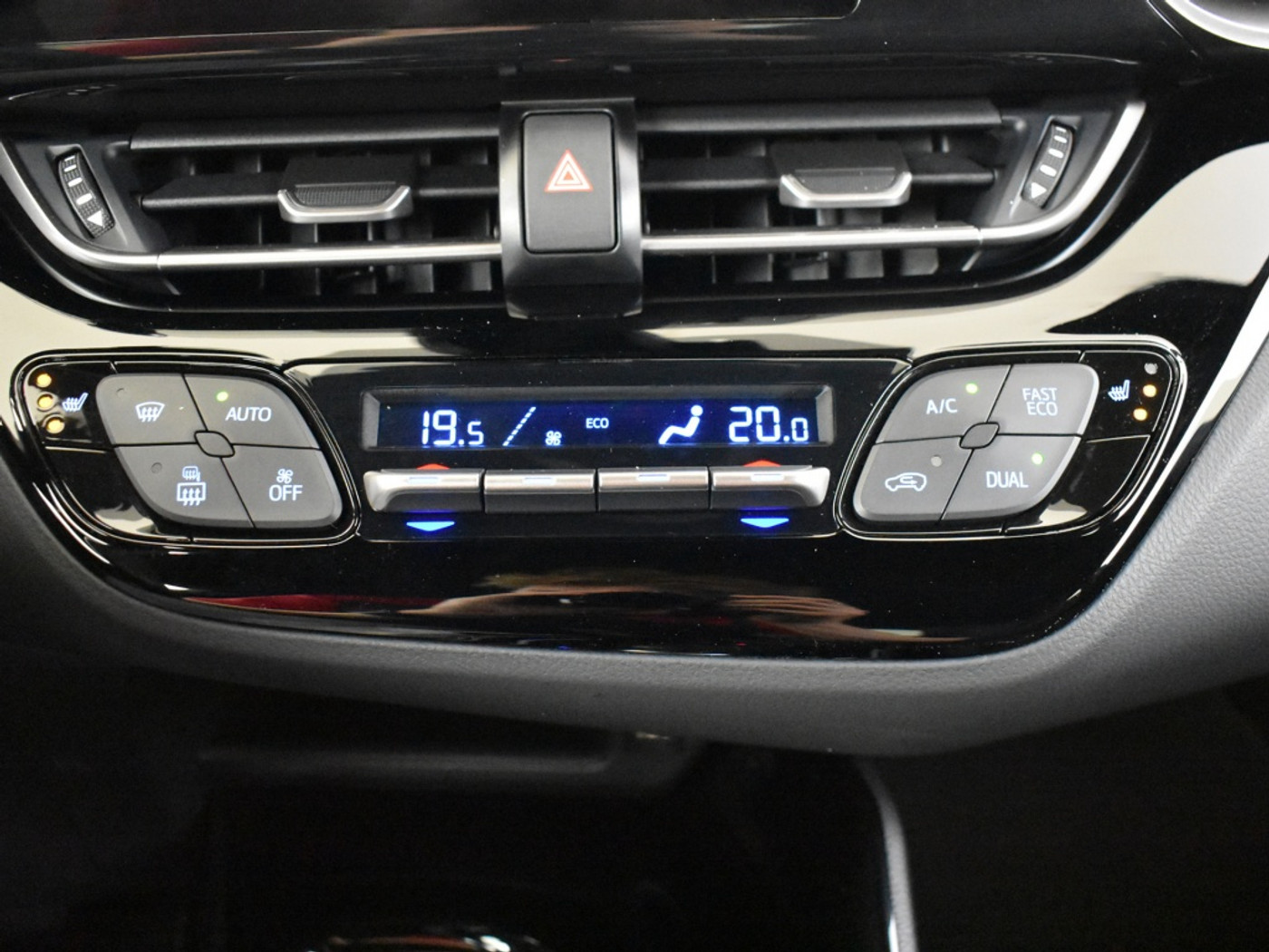 Foto van Toyota Toyota C-hr