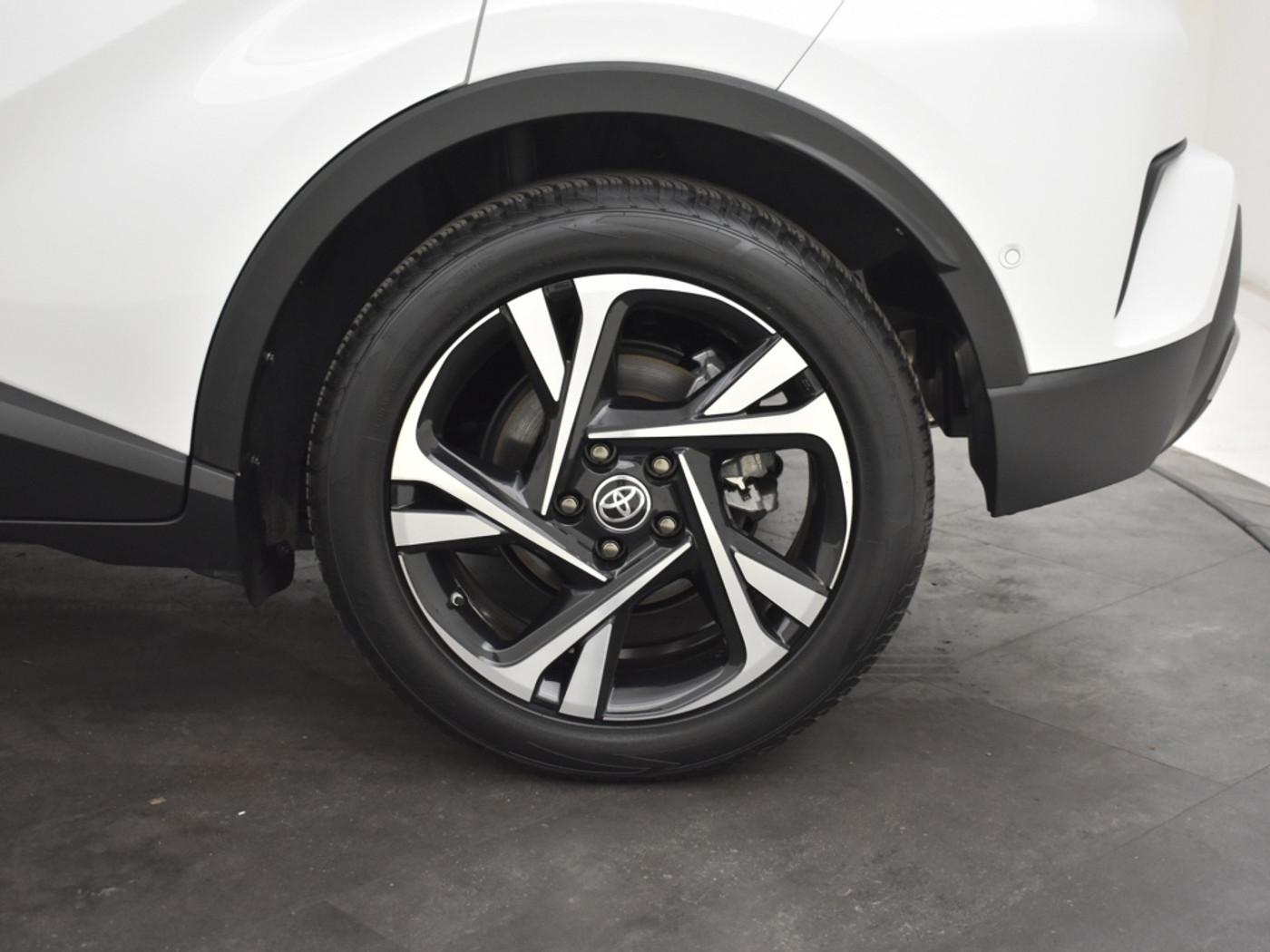 Foto van Toyota Toyota C-hr