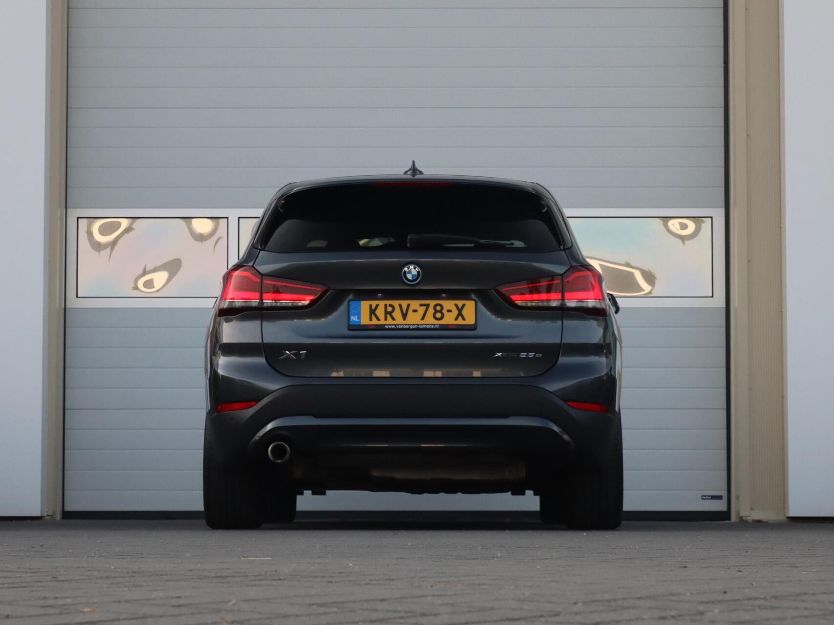 Foto van BMW X1