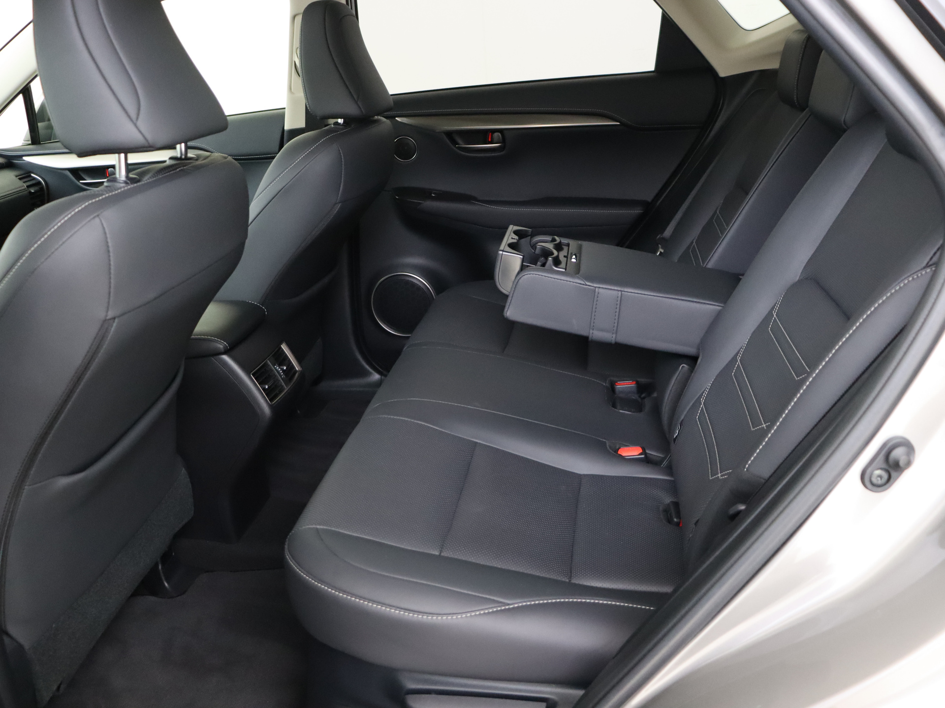 Foto van Lexus Lexus Nx300h