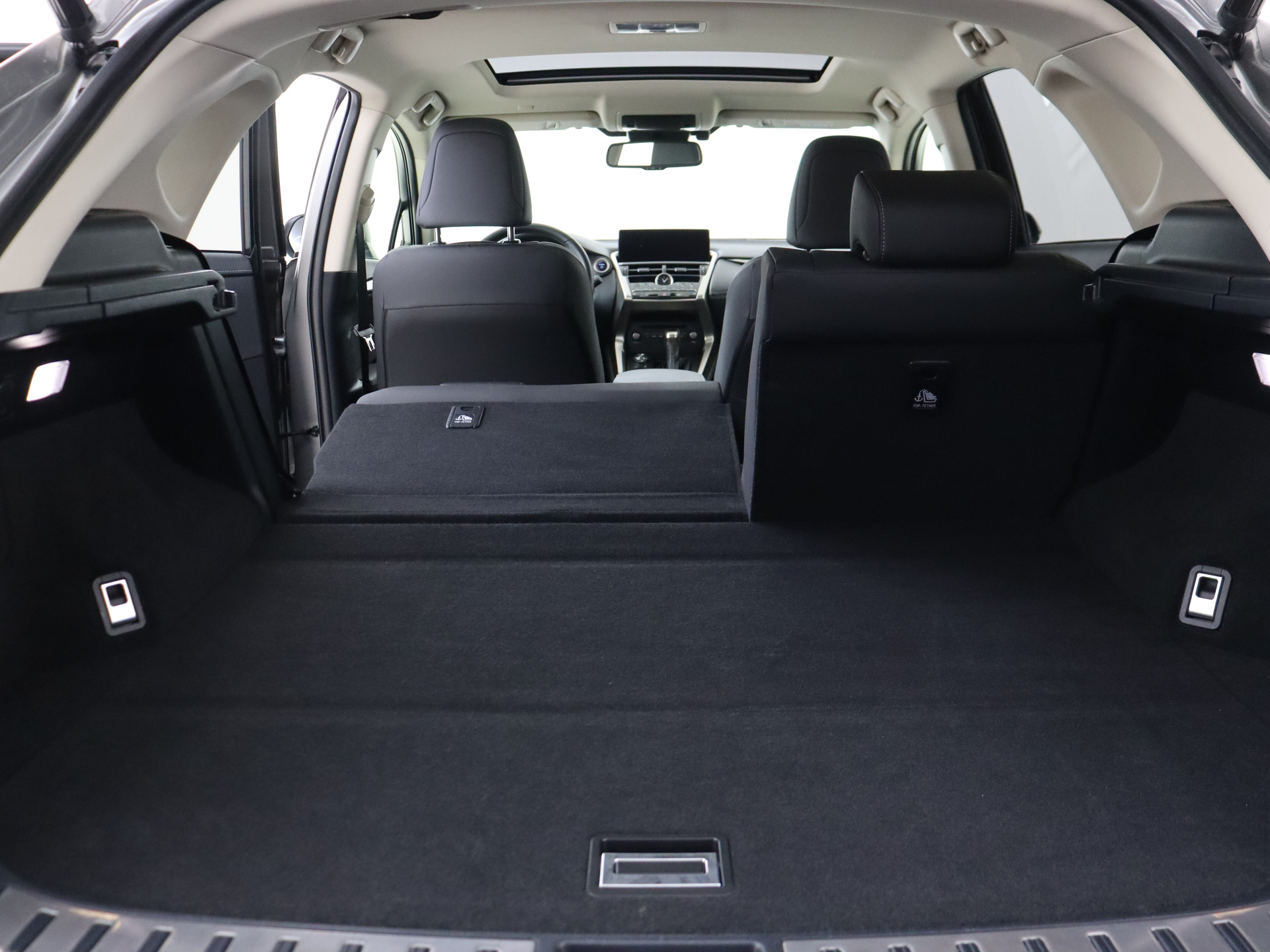 Foto van Lexus Lexus Nx300h