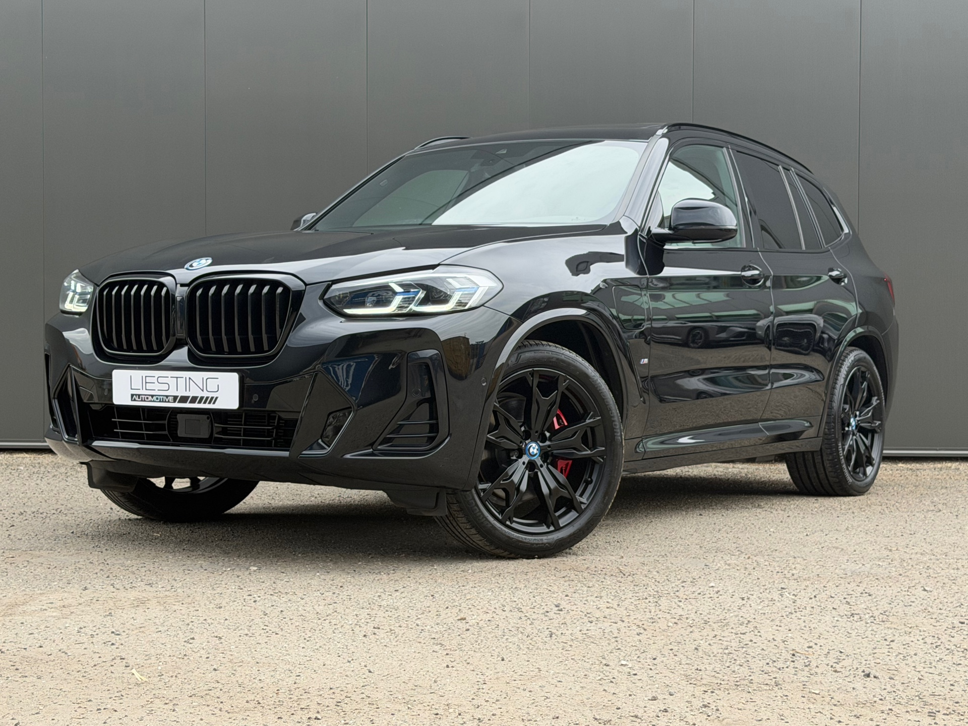 BMW X3 Xdrive30e XDrive 30e M-Sport Pano M-Seats ACC H/K Trekhk Laser 2023 - voorkant