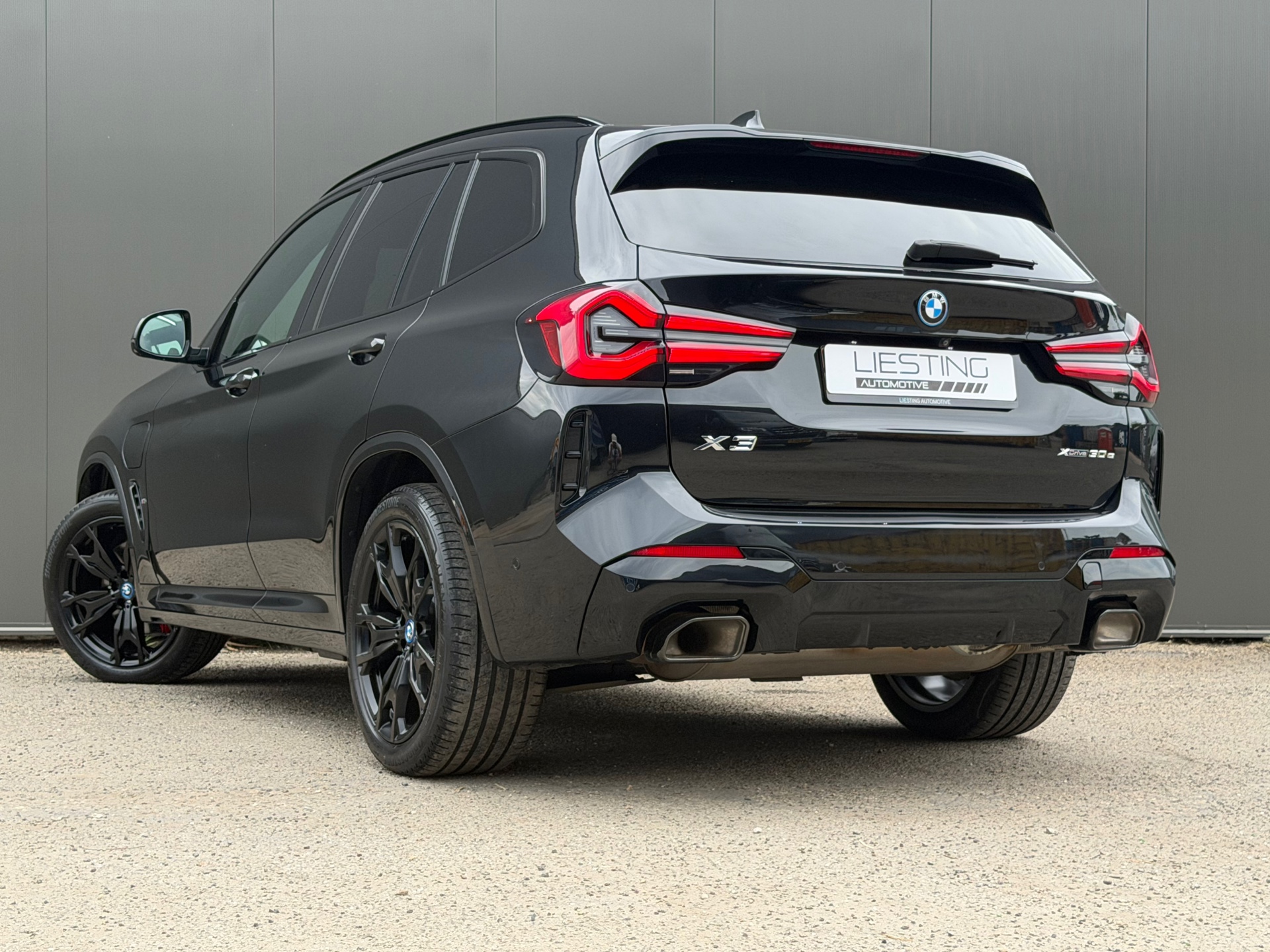 Foto van BMW X3 Xdrive30e