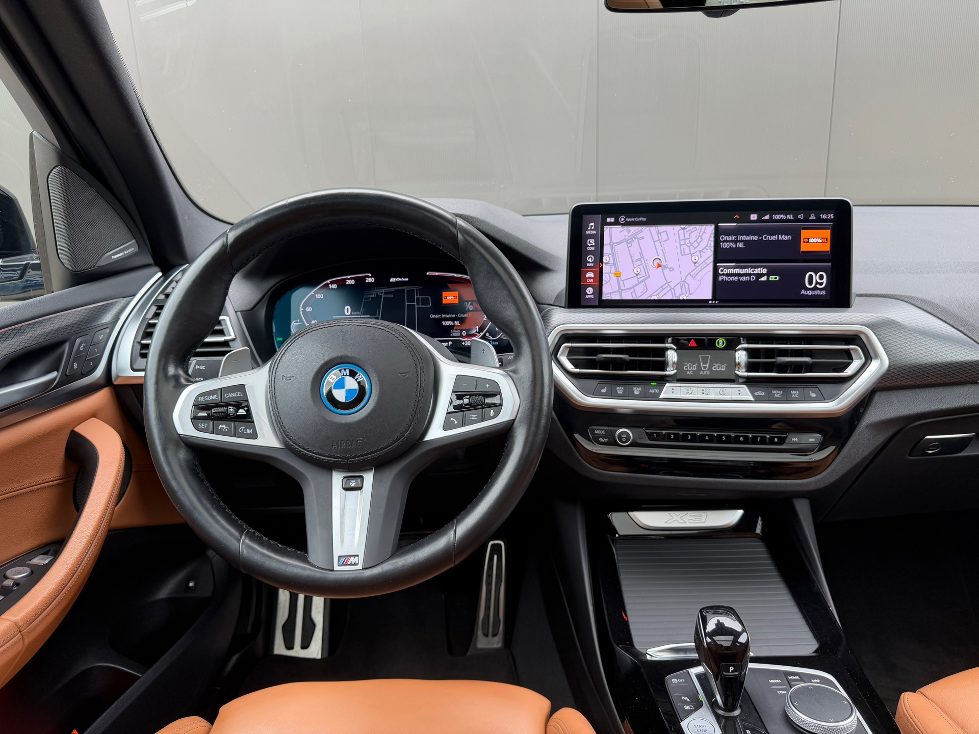Foto van BMW X3 Xdrive30e