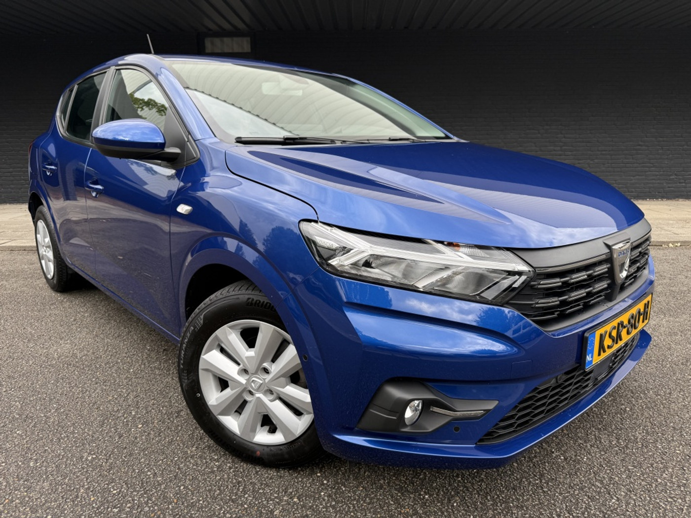 Dacia Sandero 1.0 TCe 90 Express. 2022 - voorkant