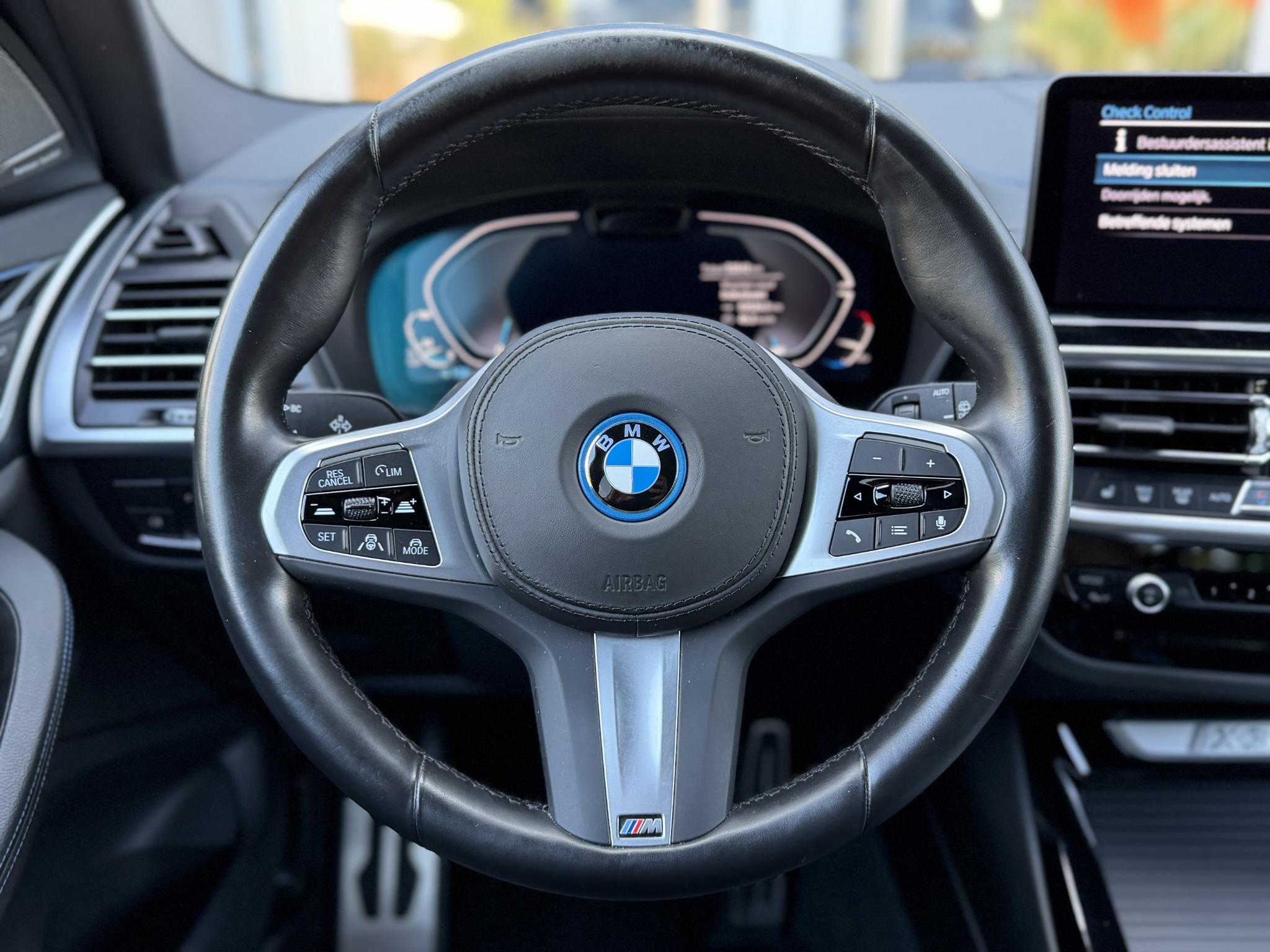 Foto van BMW Ix3