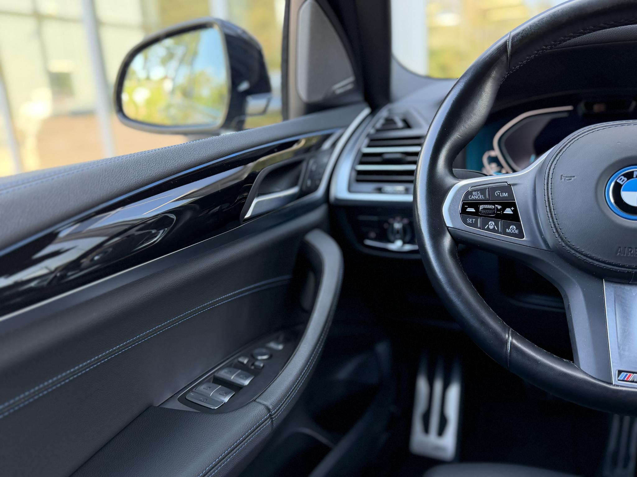 Foto van BMW Ix3