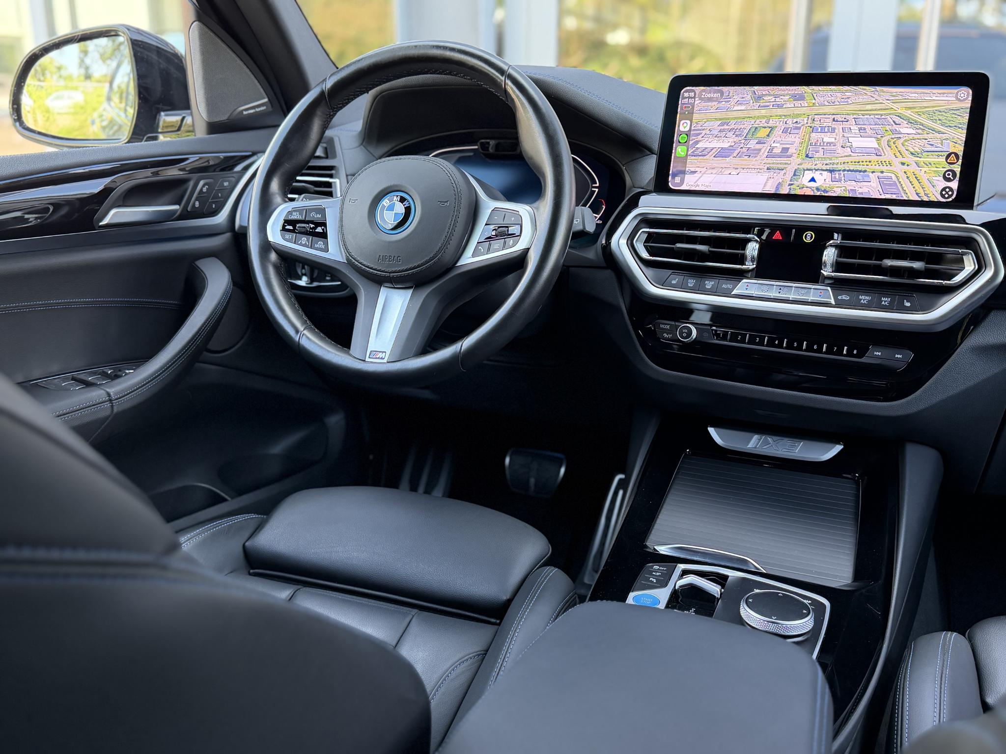 Foto van BMW Ix3