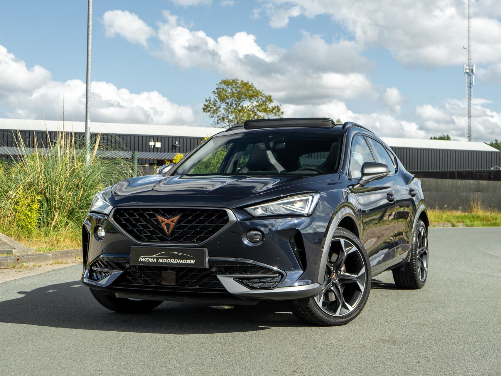 Cupra Formentor 1.4 e-Hybrid VZ|Panoramadak|Camera|Stoelverw.|Stuurverw.|Sportstoelen|Sfeerverlichting|Keyless|Dodehoek assis.| 2022 - voorkant