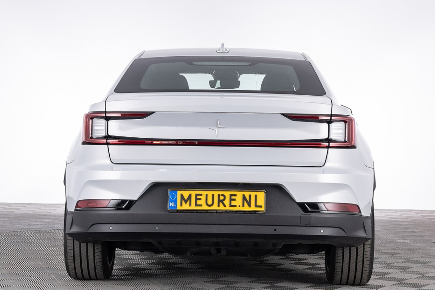 Foto van Polestar 2