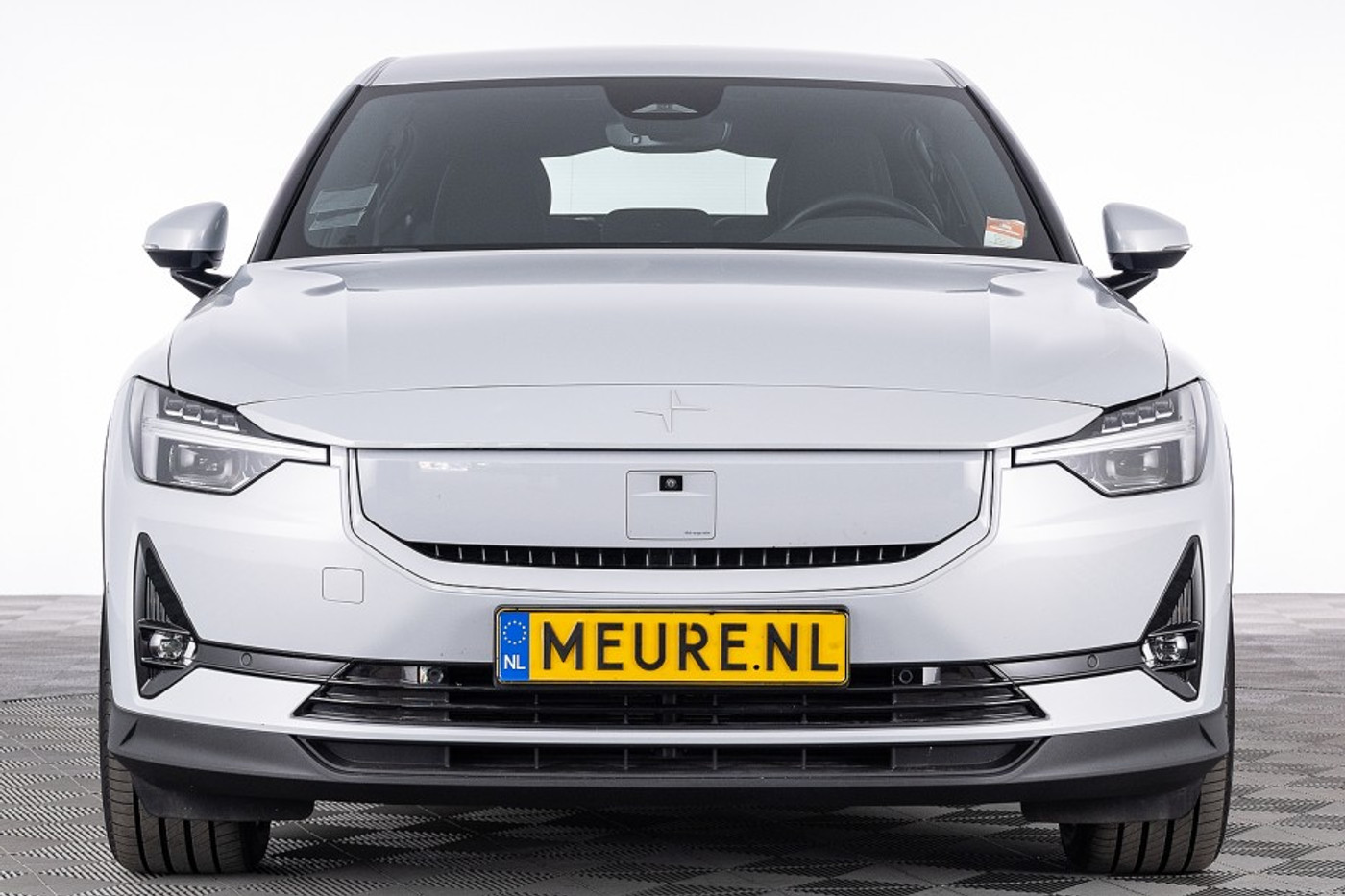 Foto van Polestar 2