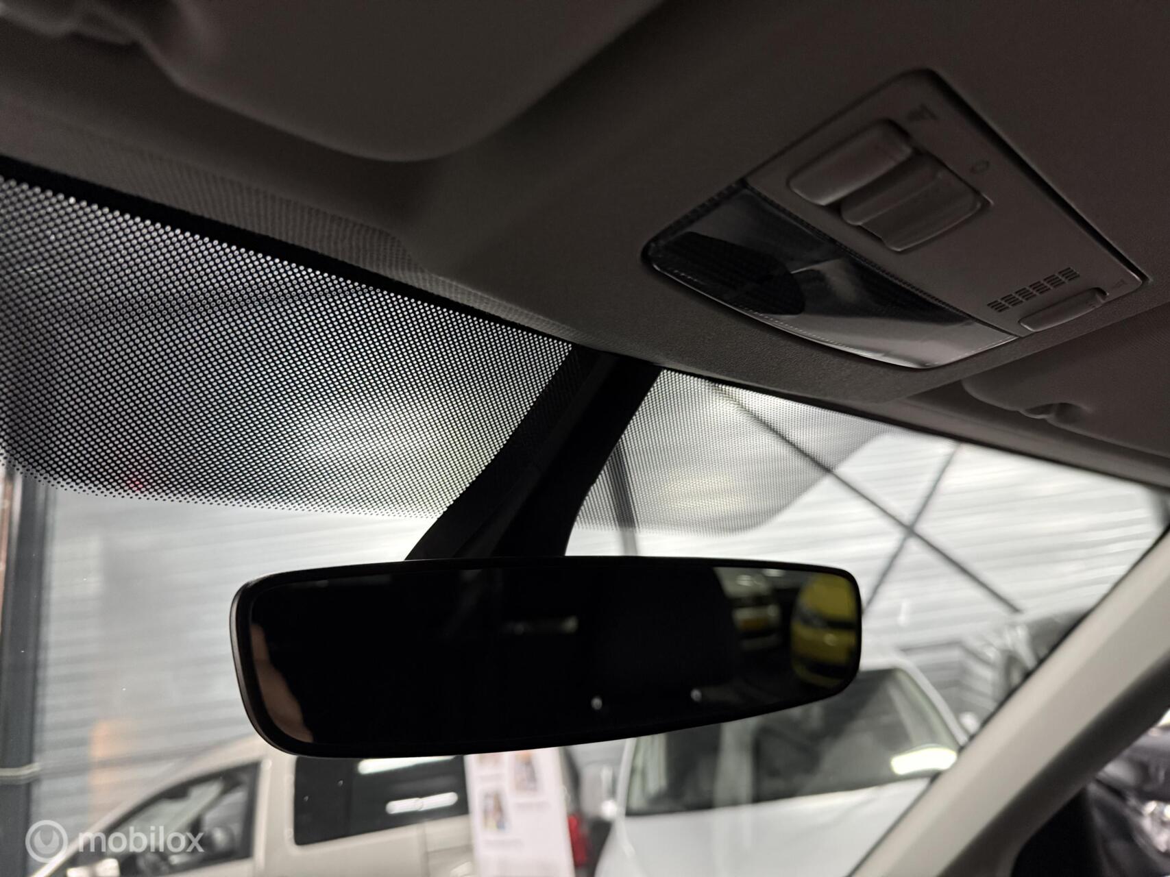 Foto van Volkswagen Caddy Maxi
