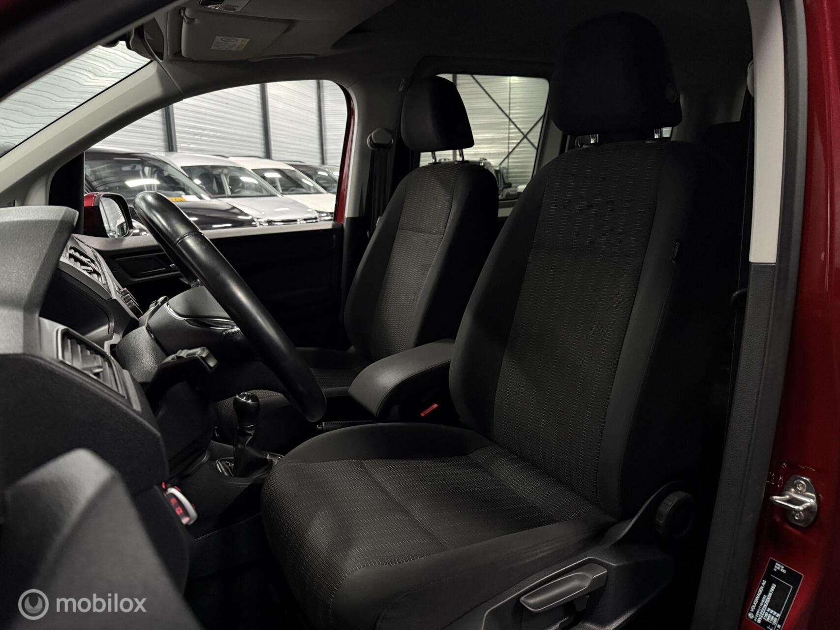 Foto van Volkswagen Caddy Combi