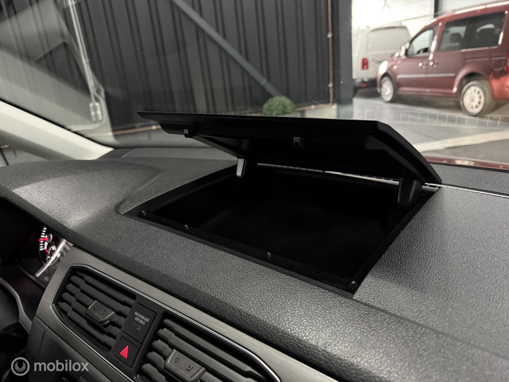 Foto van Volkswagen Caddy Combi