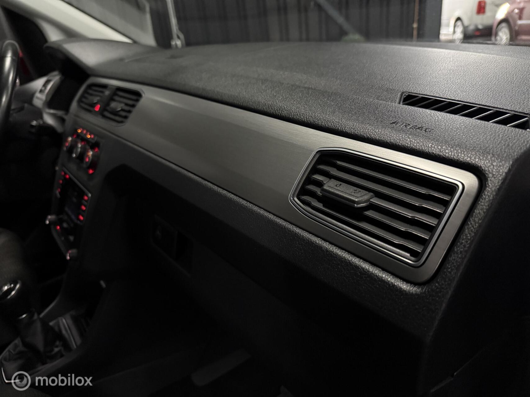 Foto van Volkswagen Caddy Combi
