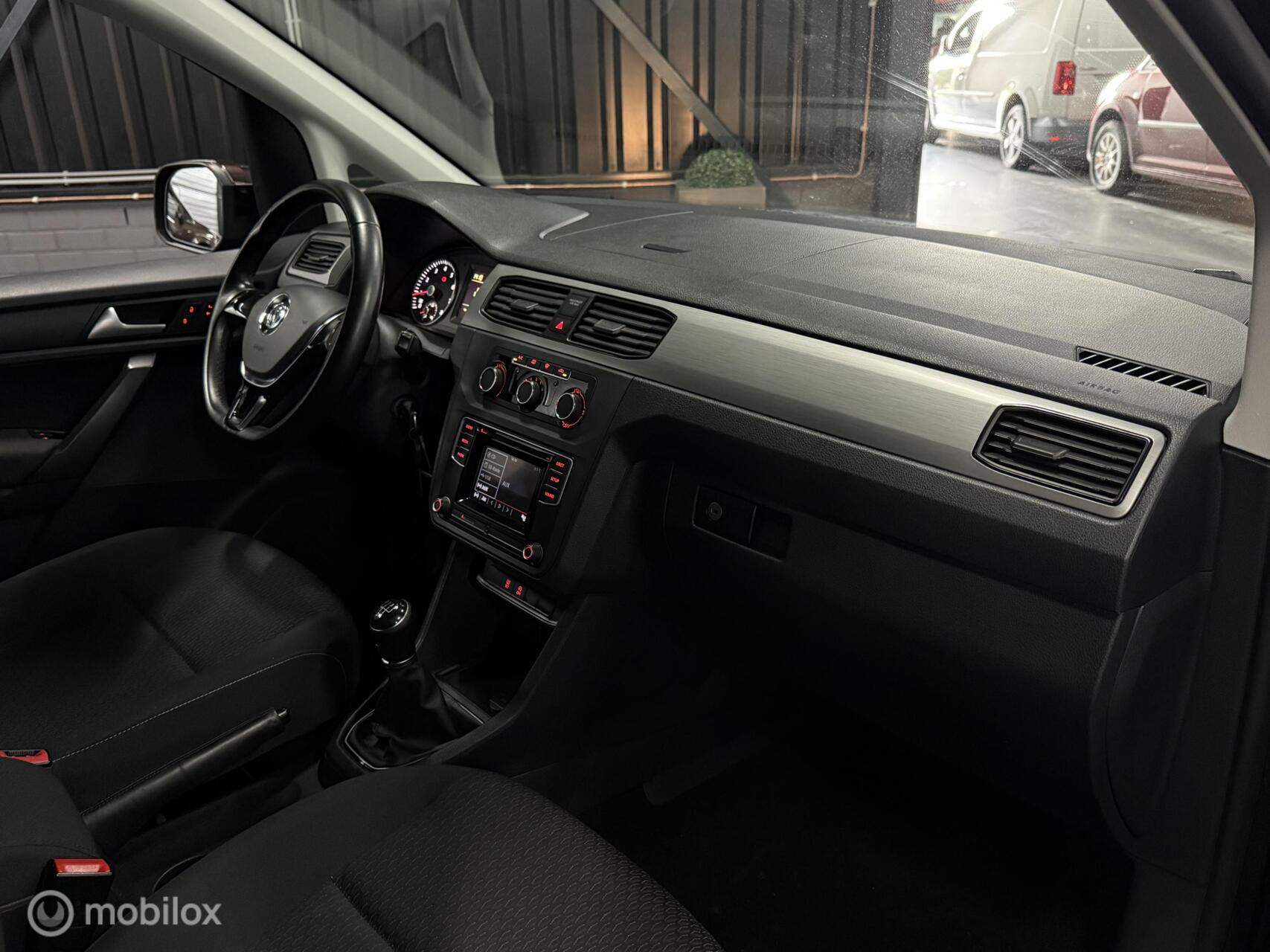 Foto van Volkswagen Caddy Combi