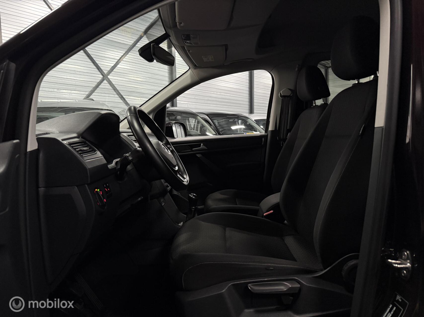 Foto van Volkswagen Caddy Combi