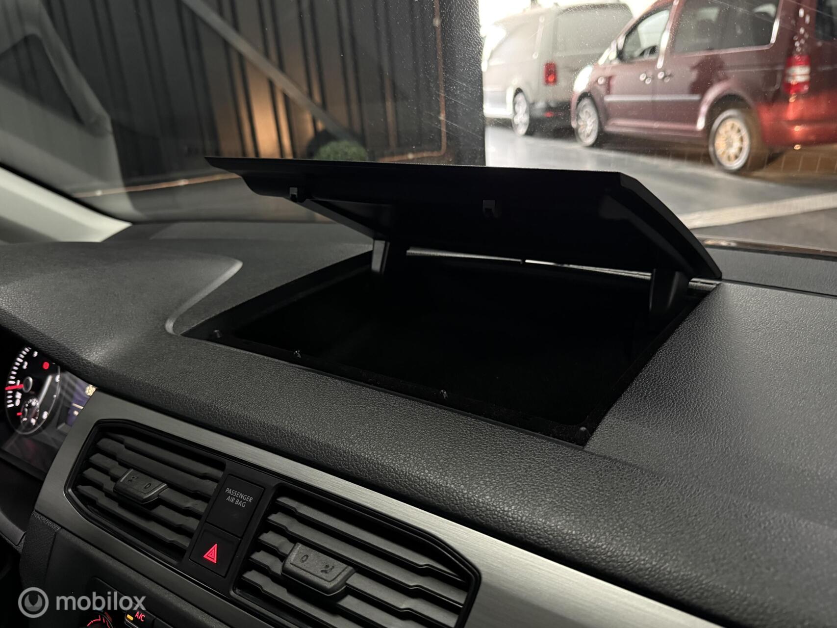 Foto van Volkswagen Caddy Combi