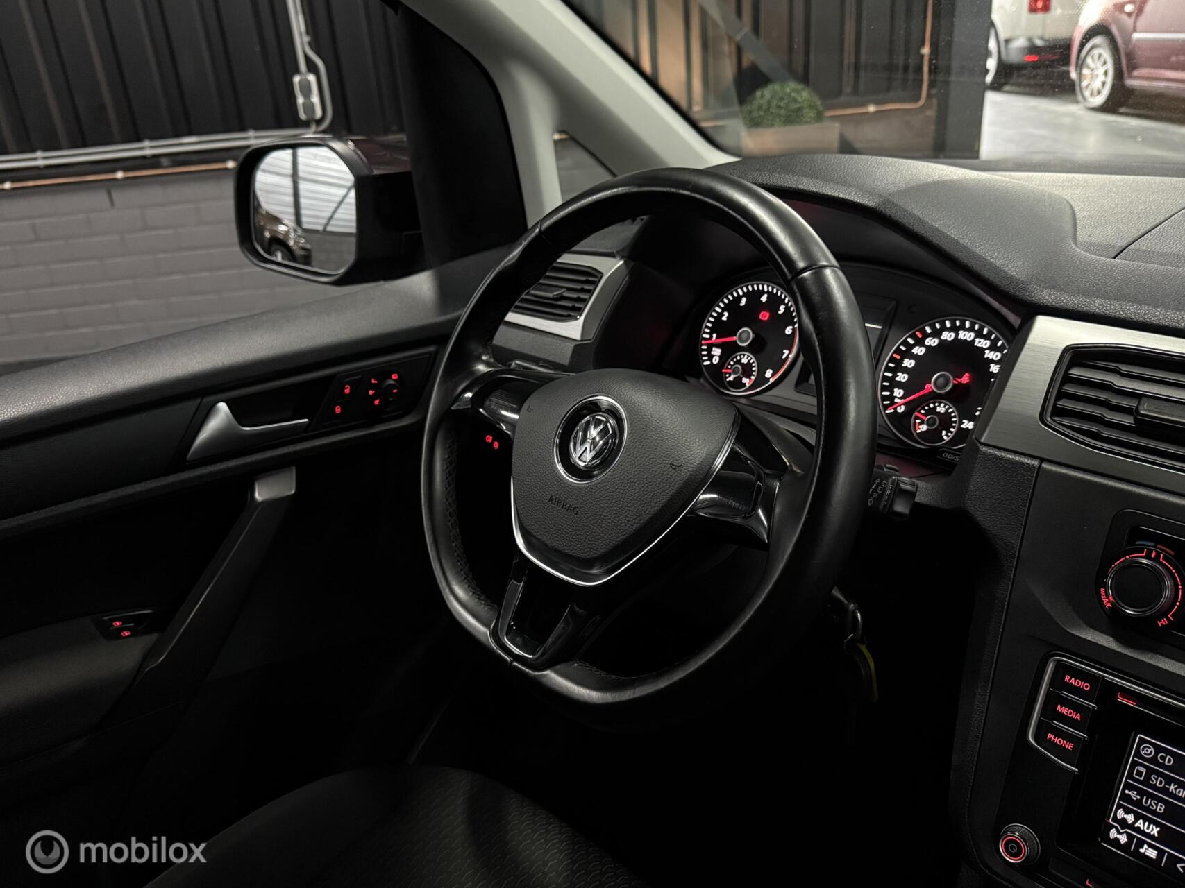 Foto van Volkswagen Caddy Combi