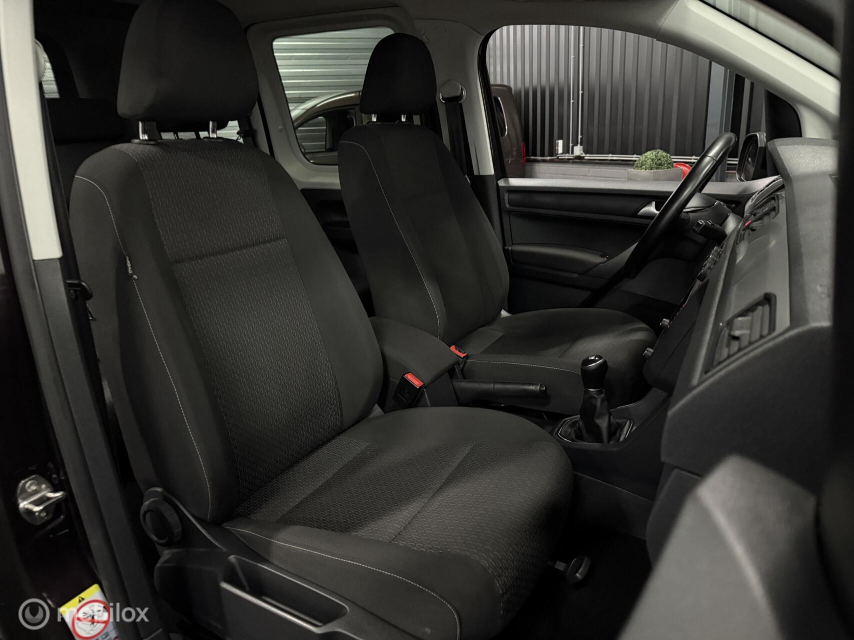 Foto van Volkswagen Caddy Combi