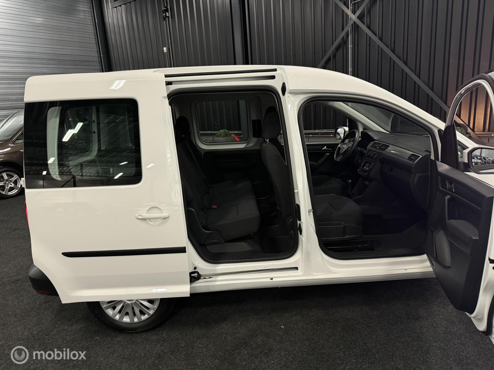 Foto van Volkswagen Caddy Combi