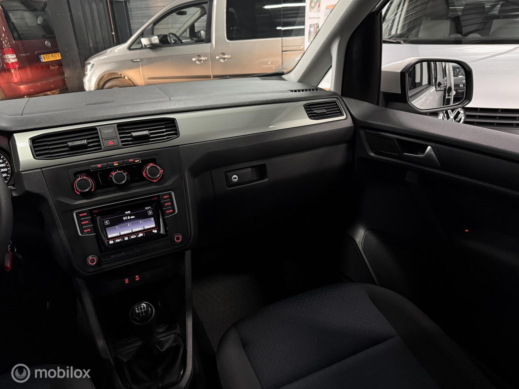 Foto van Volkswagen Caddy Combi