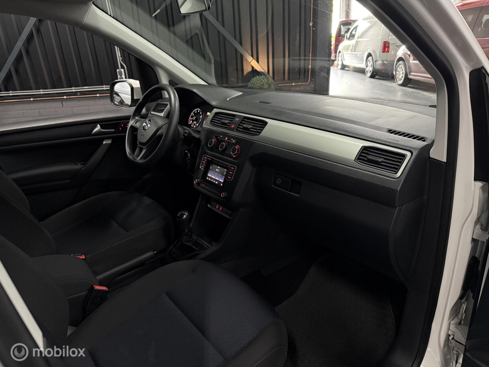 Foto van Volkswagen Caddy Combi