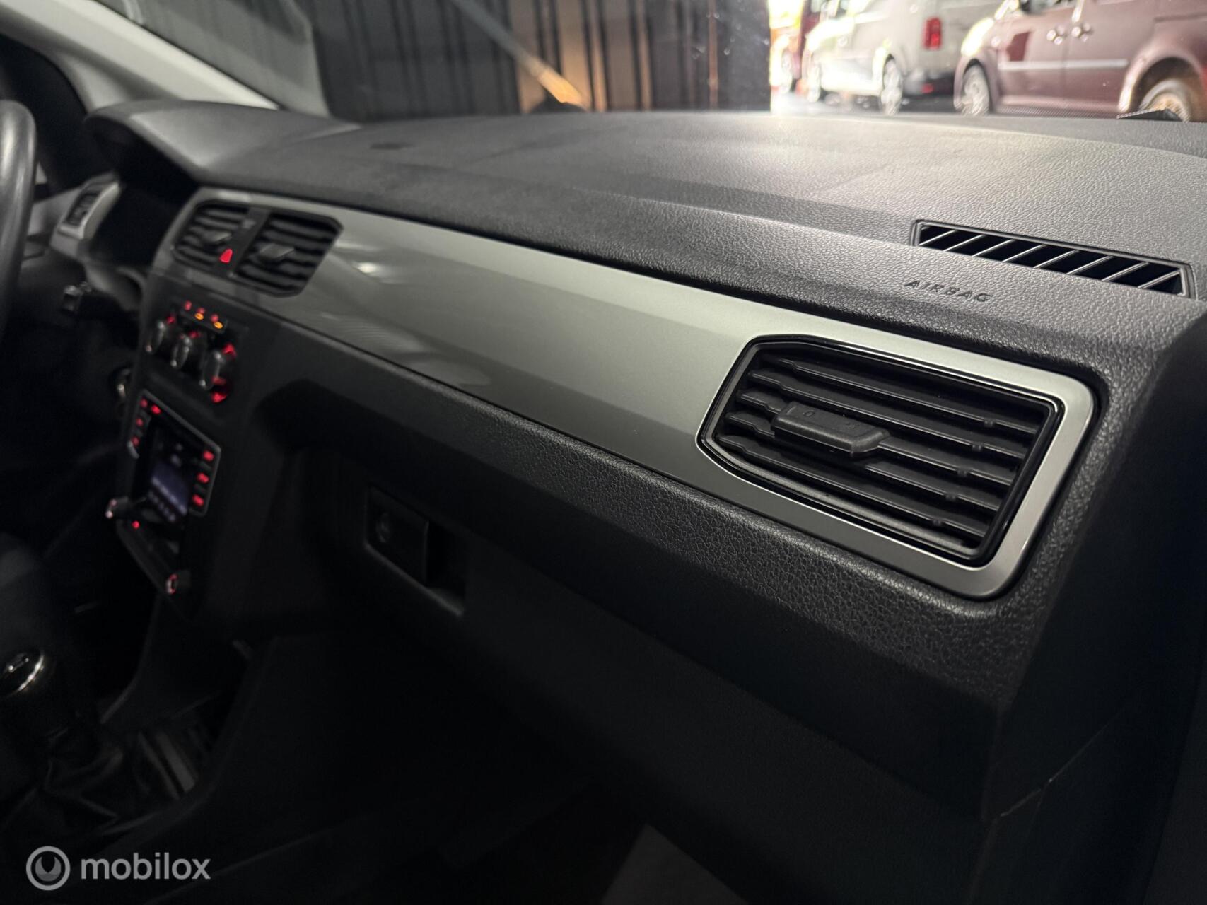 Foto van Volkswagen Caddy Combi