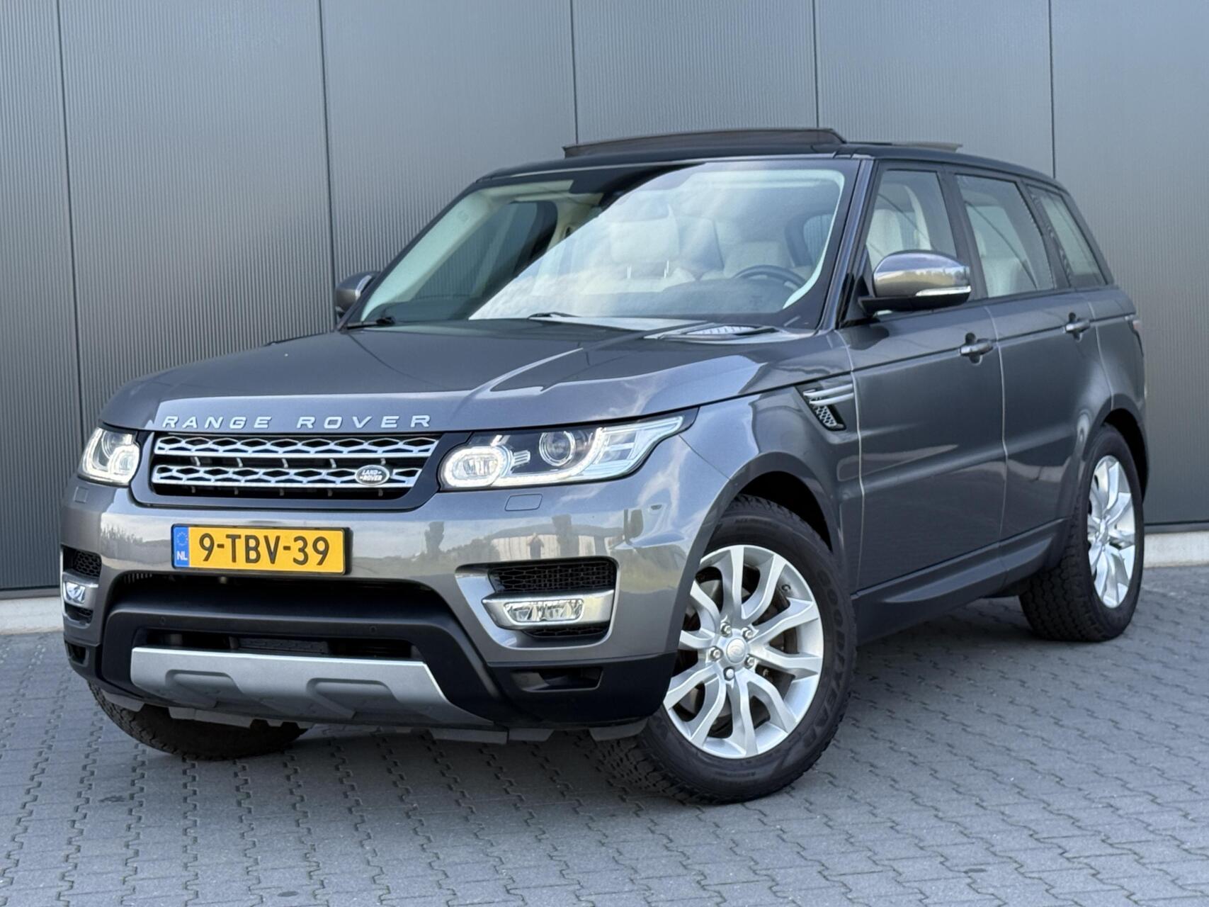 Land Rover Range Rover Sport 3.0 TDV6 HSE Pano - Leder - Keurig Onderhouden 2014 - voorkant