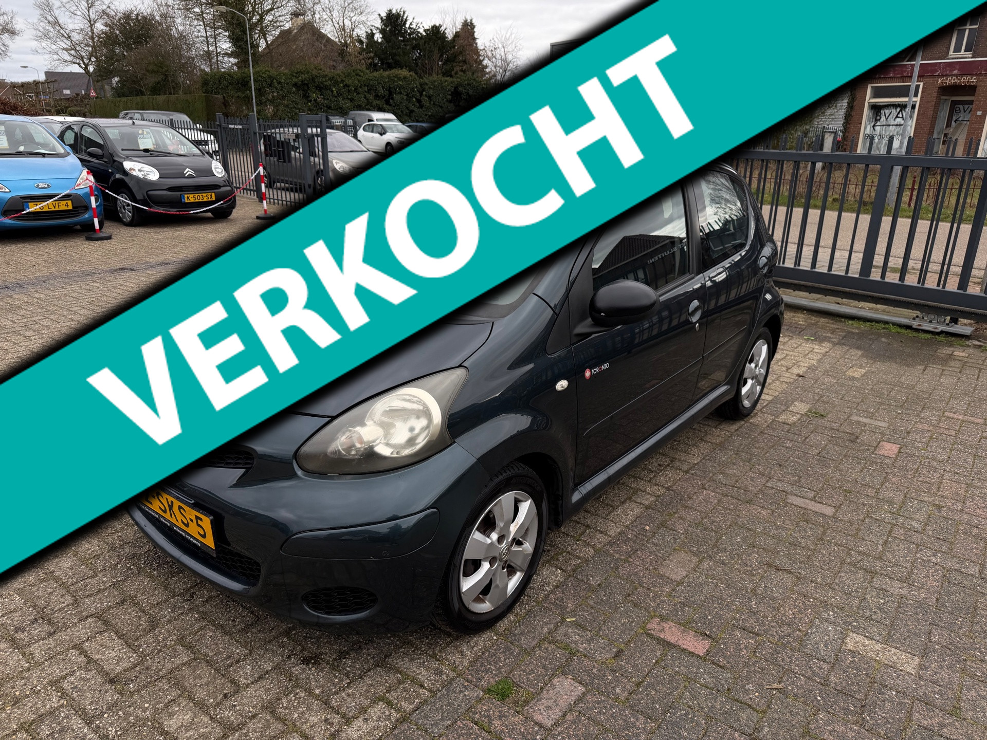 Toyota Toyota Aygo 1.0 | Airco | 5 Deurs | E-Ramen | 2011 - voorkant