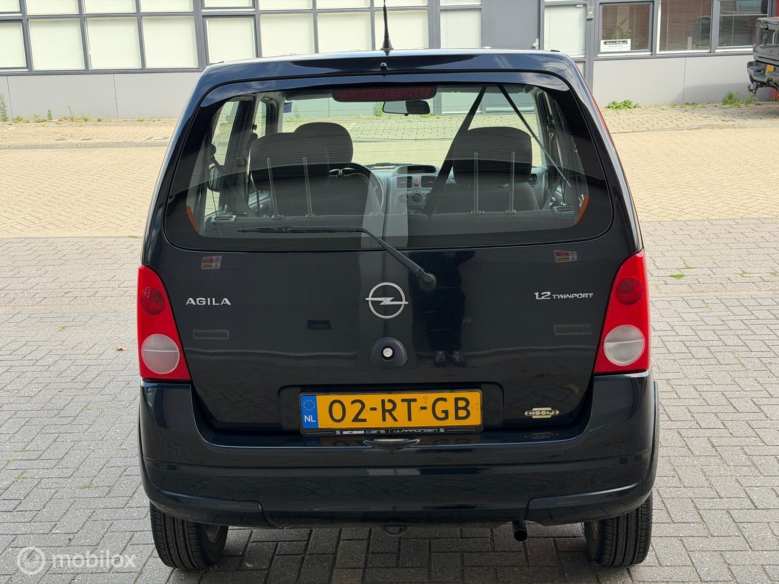 Foto van Opel Agila