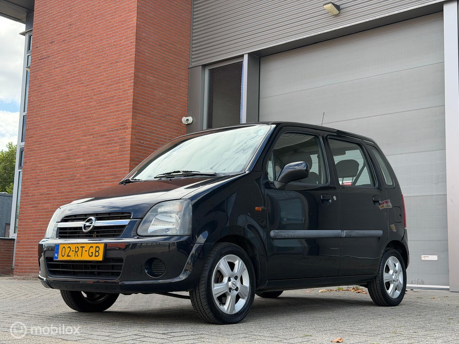 Foto van Opel Agila