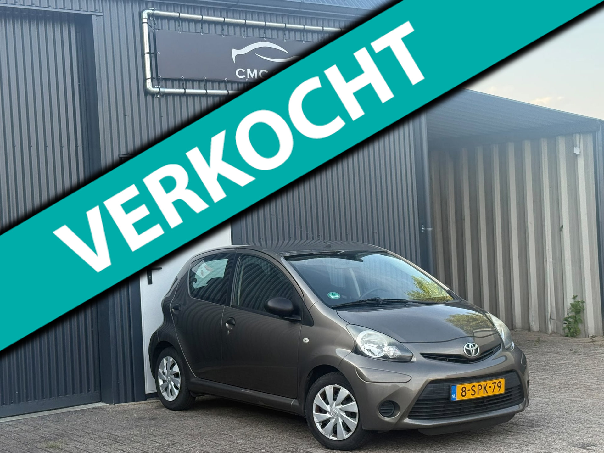Toyota Toyota Aygo 1.0 VVT-i Now 1E EIGENAAR//AIRCO//NETTE AUTO!! 2013 - voorkant