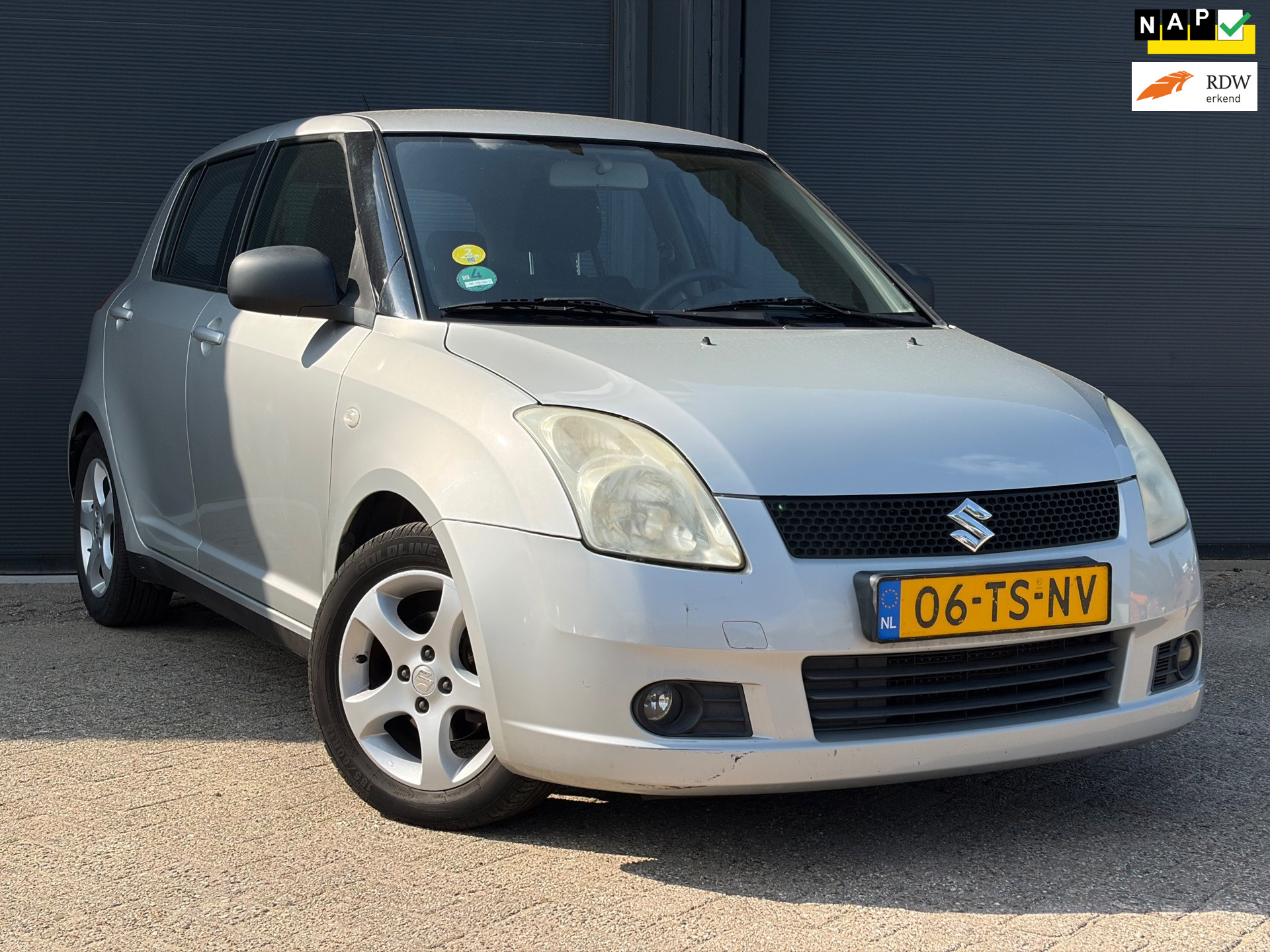 Suzuki Swift 1.3 | Airco | 5 Deurs | Carplay | E-Pakket| 2007 - voorkant