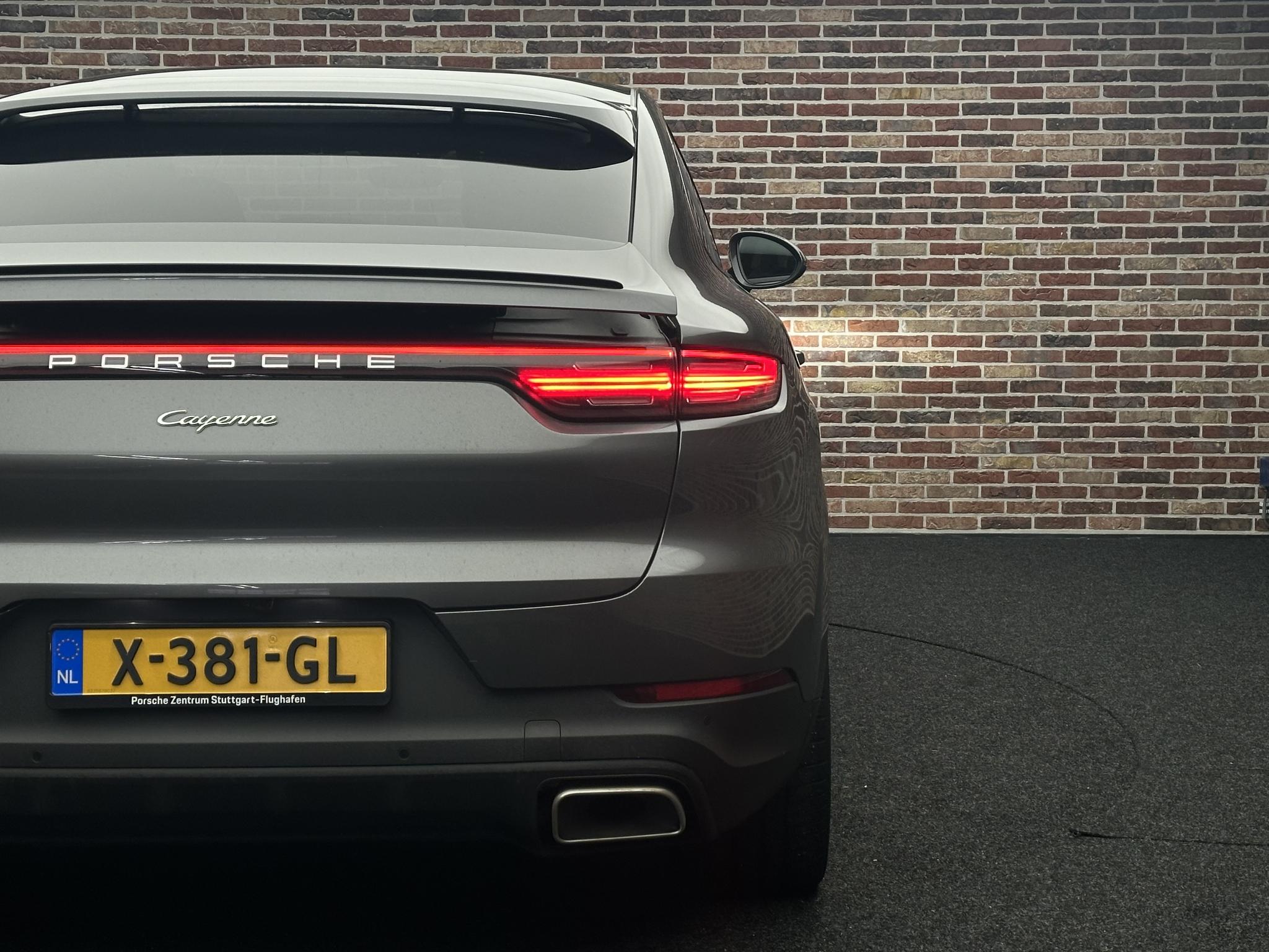Foto van Porsche Cayenne E-hybrid