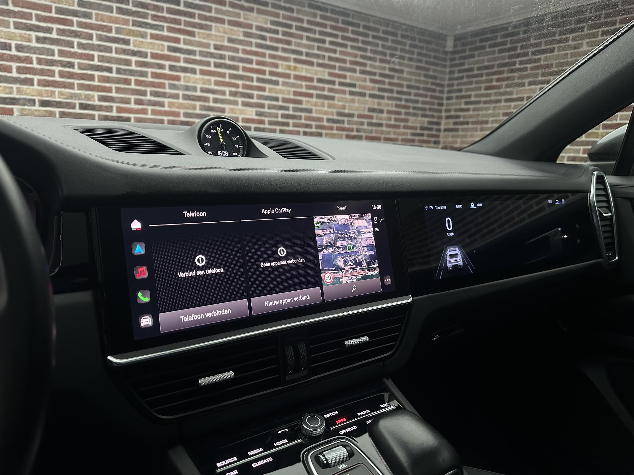 Foto van Porsche Cayenne E-hybrid