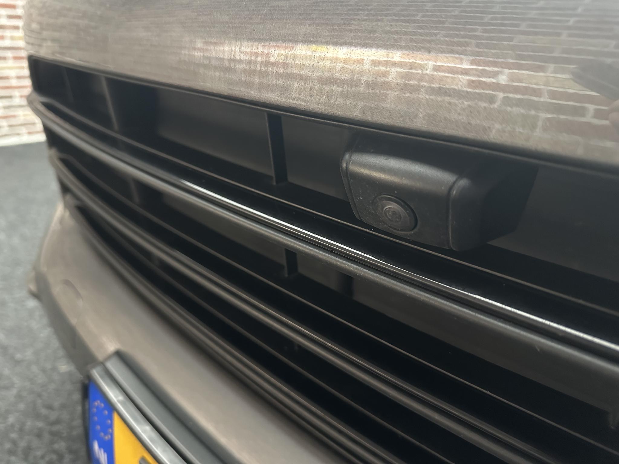 Foto van Porsche Cayenne E-hybrid