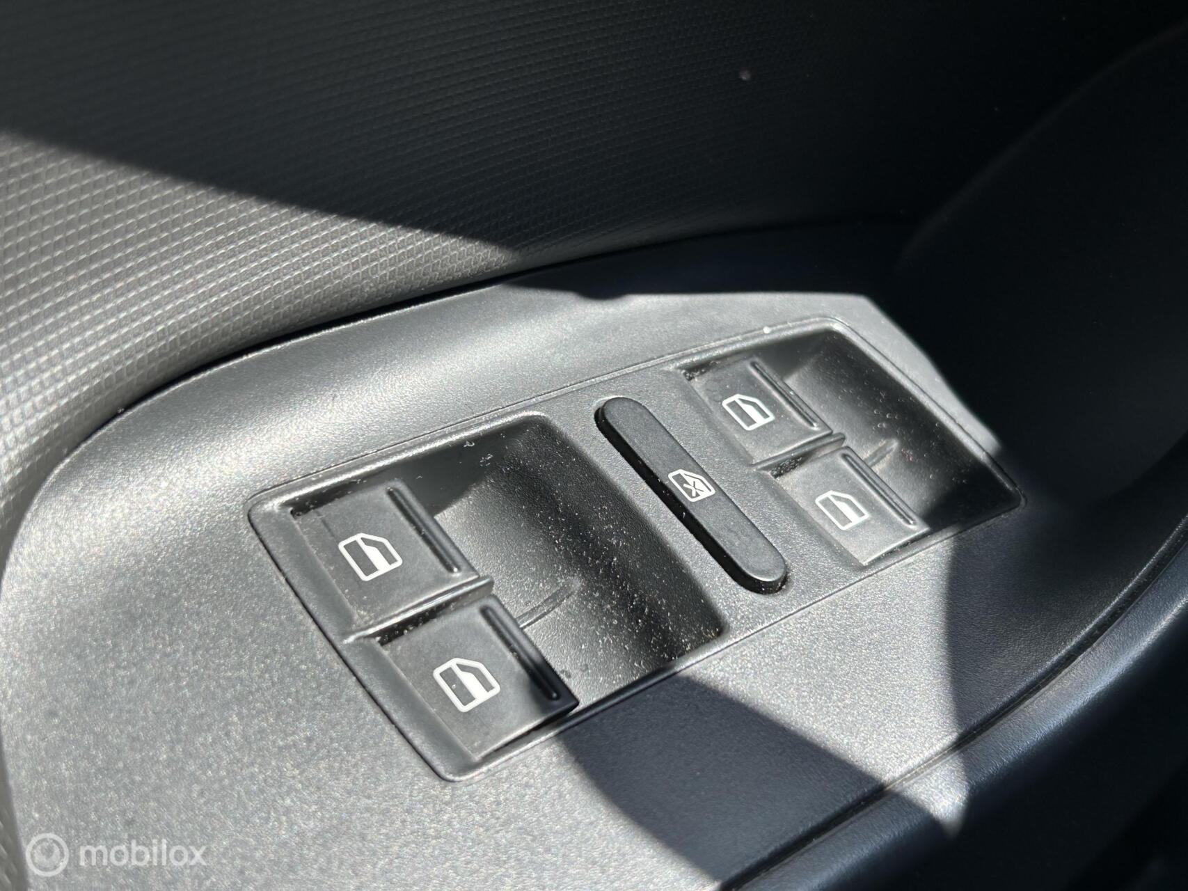 Foto van Seat Ibiza ST