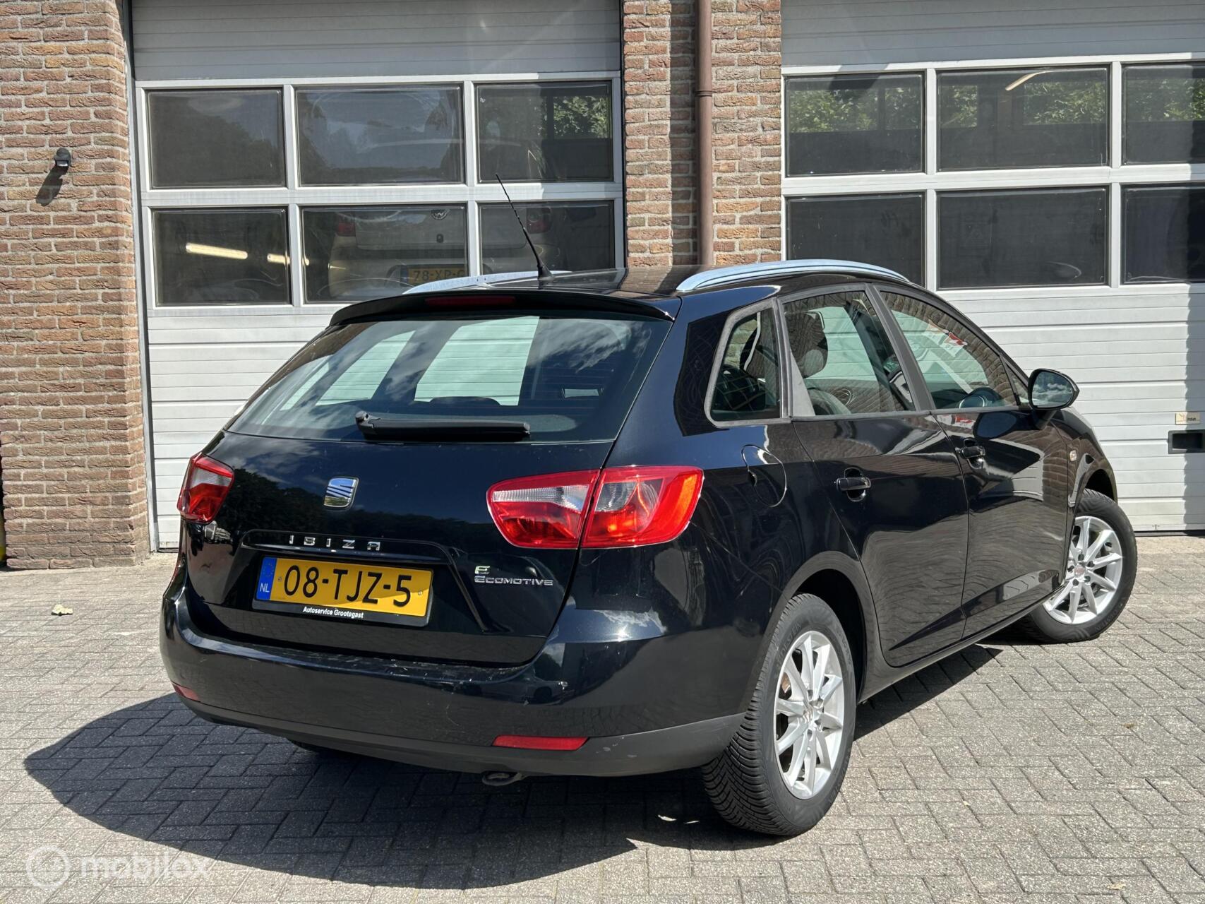 Foto van Seat Ibiza ST