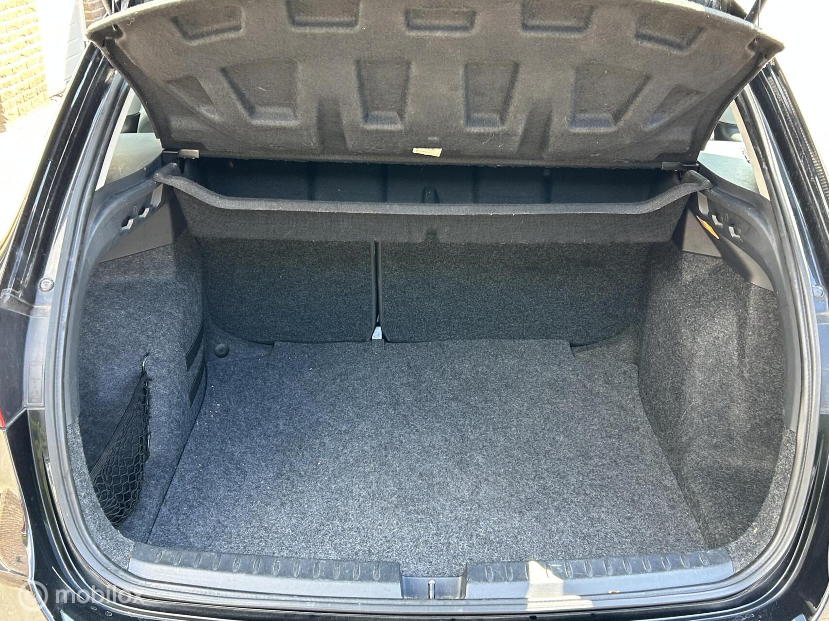 Foto van Seat Ibiza ST