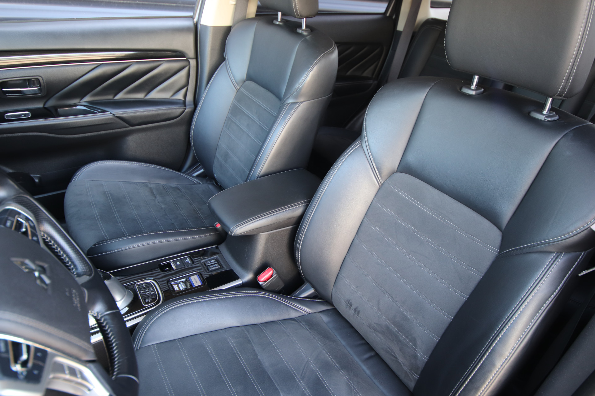 Foto van Mitsubishi Mitsubishi Outlander