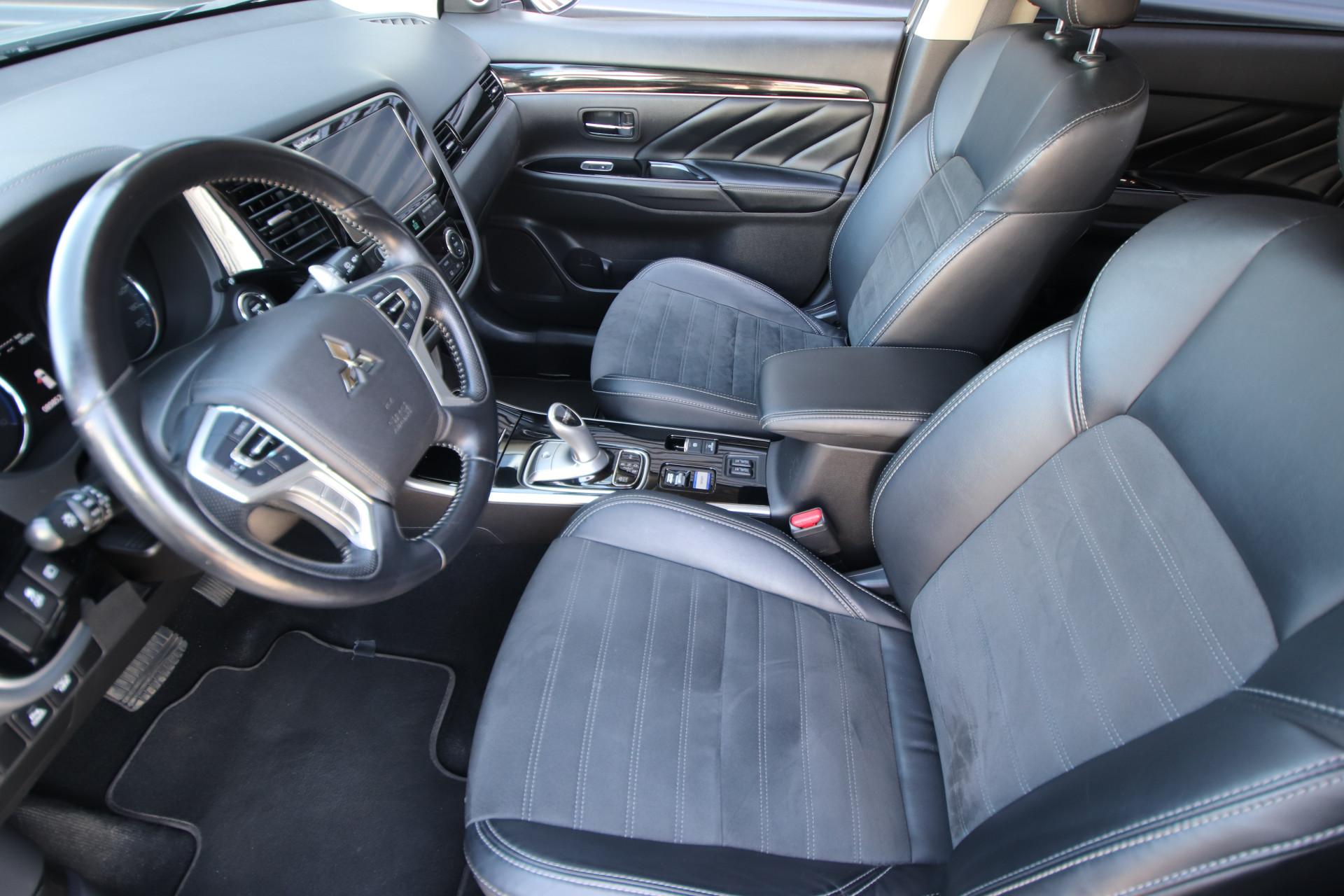 Foto van Mitsubishi Mitsubishi Outlander