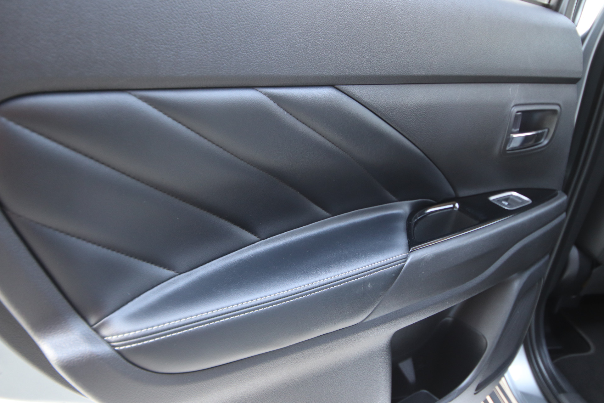 Foto van Mitsubishi Mitsubishi Outlander