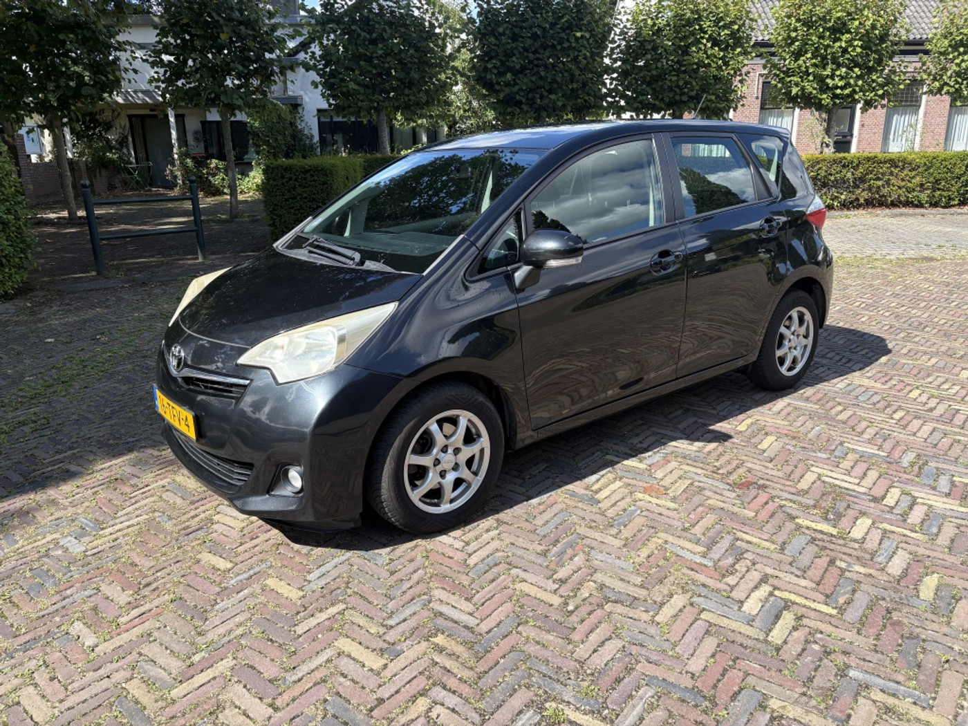 Toyota Toyota Verso-s 1.3 VVT-i Aspiration 2012 2012 - voorkant